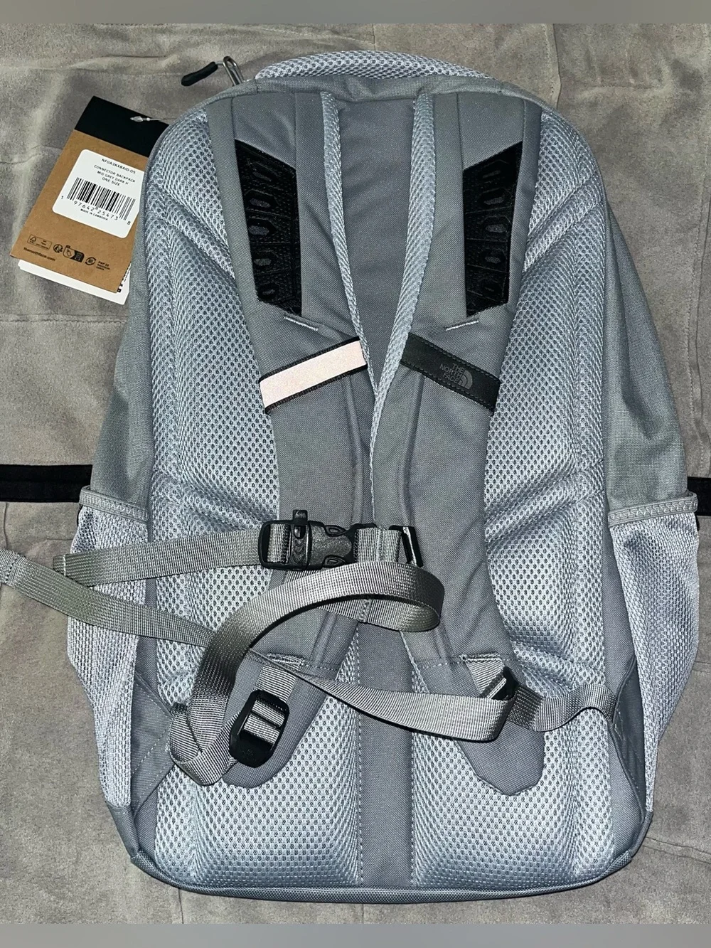 The North Face Connector 28L Backpack in Gray - NEW W/ TAGS